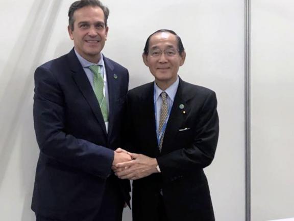 Japan's Environment Minister Yoshiaki Harada in the GCF office