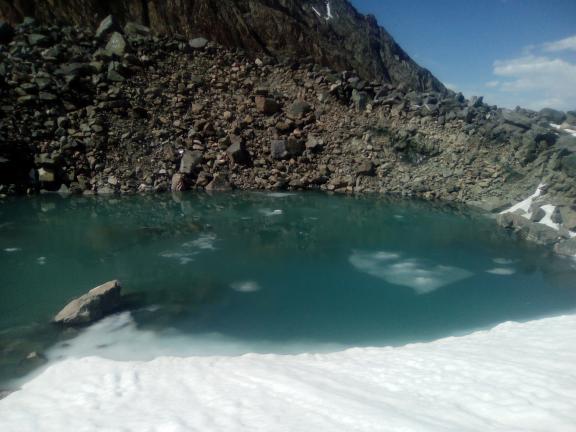 A GCF-funded project implemented by UNDP and Pakistan’s Ministry of Climate Change & Environmental Coordination will protect vulnerable communities in Northern Pakistan from glacial lake outburst floods through early warning systems, infrastructure and disaster management policies. Photo: UNDP
